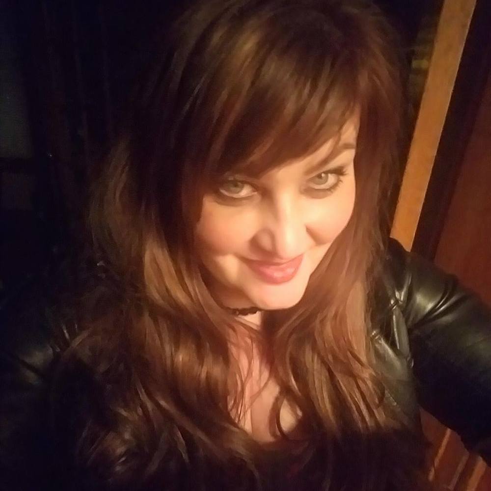Meet your Posher, Leane